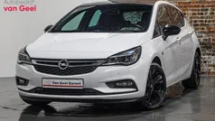Wit Gebruikt 2018 Opel Astra S Hatchback | € 11.895 (Eerlijke prijs)