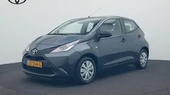 Grijs Gebruikt 2016 Toyota Aygo Hatchback | € 9.280 (Eerlijke prijs)