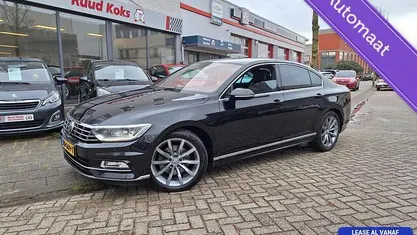 Gebruikt 2018 VW Passat Highline Sedan | € 19.950 (Eerlijke prijs)