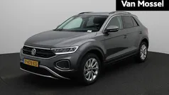 Gebruikt 2022 VW T-Roc Life SUV | € 23.900 (Eerlijke prijs)