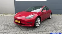 Rood Gebruikt 2019 Tesla Model 3 Long Range Sedan | € 22.800 (Eerlijke prijs)