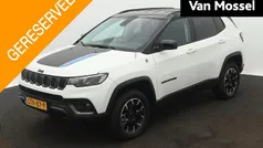 Wit Gebruikt 2023 Jeep Compass Trailhawk SUV | € 28.440 (Eerlijke prijs)
