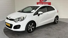 Gebruikt 2013 Kia Rio 3 Hatchback | € 6.950 (Eerlijke prijs)