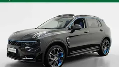 Zwart (metallic) Gebruikt 2023 Lynk & Co 01 SUV | € 27.445 (Eerlijke prijs)
