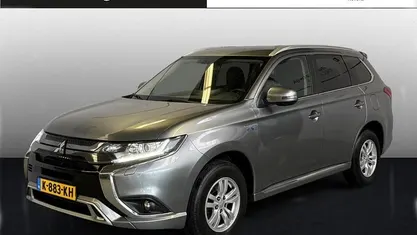 Occasion Mitsubishi Outlander P-HEV 134 PK (98 kW) 2021 Titanium grey (grijs metallic) SUV