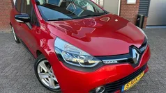 Rood, metallic lak Gebruikt 2014 Renault Clio IV Expression Hatchback | € 6.750 (Eerlijke prijs)