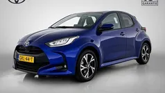 Blauw Gebruikt 2024 Toyota Yaris Hybrid Edition Hatchback | € 24.945 (Eerlijke prijs)
