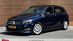 Blauw, metallic lak Gebruikt 2018 Mercedes B180 Business MPV | € 16.900 (Eerlijke prijs)