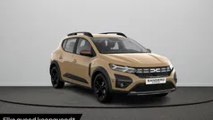 Safari (bruin metallic) Nieuw 2025 Dacia Sandero Extreme Hatchback | € 26.375 (Eerlijke prijs)