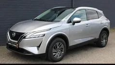 Grijs, metallic lak Gebruikt 2023 Nissan Qashqai Acenta SUV | € 24.480 (Eerlijke prijs)