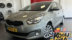 Grijs Gebruikt 2016 Kia Carens MPV | € 15.950 (Eerlijke prijs)