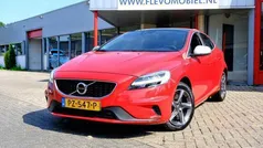 Rood Gebruikt 2017 Volvo V40 Business Edition Stationwagen | € 11.450 (Eerlijke prijs)