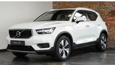 Wit Gebruikt 2020 Volvo XC40 Momentum SUV | € 29.950 (Super prijs)