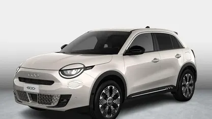 Occasion 2025 Fiat 600E La Prima SUV | € 31.990 (Eerlijke prijs)