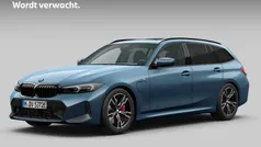 Blauw Gebruikt 2025 BMW 330e Stationwagen | € 51.880 (Super prijs)
