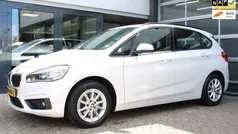 Wit Gebruikt 2015 BMW 218 M Sport Stationwagen | € 11.900 (Eerlijke prijs)