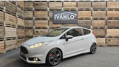 Grijs Gebruikt 2017 Ford Fiesta ST200 Hatchback | € 12.890 (Eerlijke prijs)