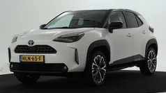 Wit Gebruikt 2022 Toyota Yaris Cross Executive SUV | € 28.745 (Eerlijke prijs)