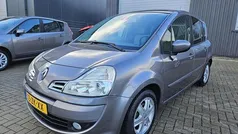Gebruikt 2008 Renault Modus Expression MPV | € 1.749 (Eerlijke prijs)