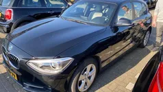 Zwart, metallic lak Gebruikt 2013 BMW 116 Executive Hatchback | € 11.950 (Eerlijke prijs)