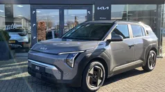 Grijs, metallic lak Nieuw 2025 Kia EV3 2 SUV | € 40.940 (Eerlijke prijs)