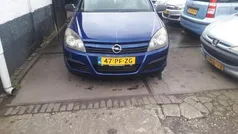 Blauw Gebruikt 2004 Opel Astra Essentia Hatchback | € 450 (Super prijs)