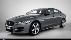 Grijs Gebruikt 2019 Jaguar XE R-Sport Sedan | € 23.900 (Eerlijke prijs)