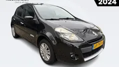 Zwart Gebruikt 2011 Renault Clio II Collection Hatchback | € 5.595 (Eerlijke prijs)