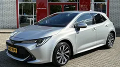 Grijs Gebruikt 2023 Toyota Corolla Hatchback | € 23.900 (Eerlijke prijs)