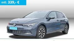 Gebruikt 2023 VW Golf VIII Active Sedan | € 27.243 (Super prijs)