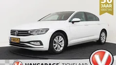 Wit Gebruikt 2021 VW Passat Business Sedan | € 17.899 (Super prijs)