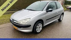 Grijs Gebruikt 2003 Peugeot 206 Hatchback | € 1.199 (Eerlijke prijs)