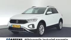 Wit Gebruikt 2025 VW T-Roc Edition SUV | € 36.899 (Eerlijke prijs)