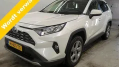 Wit, metallic lak Gebruikt 2020 Toyota RAV4 Business Edition SUV | € 28.950 (Eerlijke prijs)