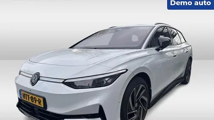 Wit Occasion 2025 VW ID.7 Pro Stationwagen | € 49.950 (Goede deal)