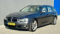 Grijs Gebruikt 2016 BMW 318 Executive Stationwagen | € 12.250 (Goede deal)