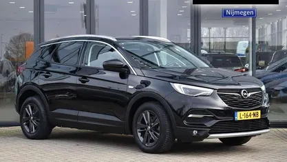 Zwart Occasion 2020 Opel Grandland X Business SUV | € 17.895 (Eerlijke prijs)