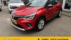 Rood, metallic lak Gebruikt 2022 Renault Captur Intens SUV | € 23.900 (Eerlijke prijs)