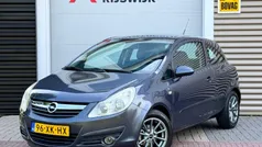 Grijs Gebruikt 2007 Opel Corsa Enjoy Hatchback | € 2.500 (Eerlijke prijs)