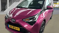 Paars Gebruikt 2018 Toyota Aygo X-cite Hatchback | € 10.450 (Eerlijke prijs)