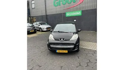 Occasion 2010 Peugeot 107 Hatchback | € 2.450 (Eerlijke prijs)