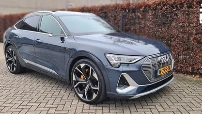 Blauw Gebruikt 2020 Audi e-tron Sportback S-Line SUV | € 43.950 (Eerlijke prijs)