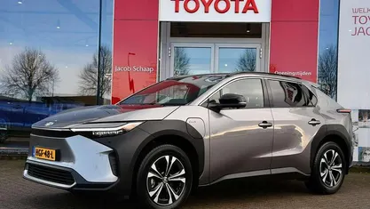 Occasion 2025 Toyota bZ4X Premium SUV | € 38.499 (Goede deal)