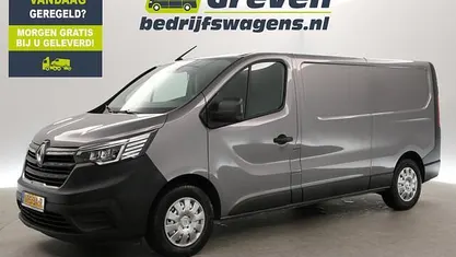 Grijs Gebruikt 2022 Renault Trafic MPV | € 16.750 (Goede deal)