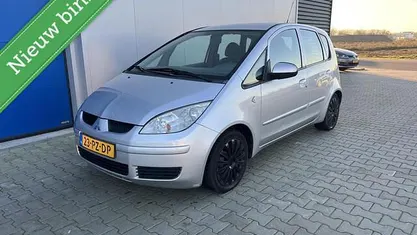 Gebruikt 2005 Mitsubishi Colt Inform Hatchback | € 1.950 (Eerlijke prijs)