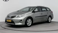Grijs Gebruikt 2014 Toyota Auris Hybrid Stationwagen | € 12.895 (Eerlijke prijs)