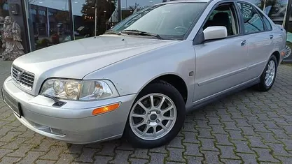 Grijs Occasion 2002 Volvo S40 Sedan | € 3.950 (Eerlijke prijs)