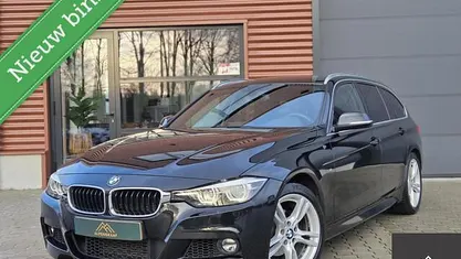 Occasion 2019 BMW 318 M Sport Stationwagen | € 13.950 (Eerlijke prijs)