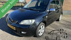 Gebruikt 2004 Mazda 2 Touring MPV | € 1.999 (Eerlijke prijs)
