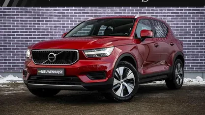 Occasion Volvo XC40 Momentum 129 PK (94 kW) 2022 SUV
